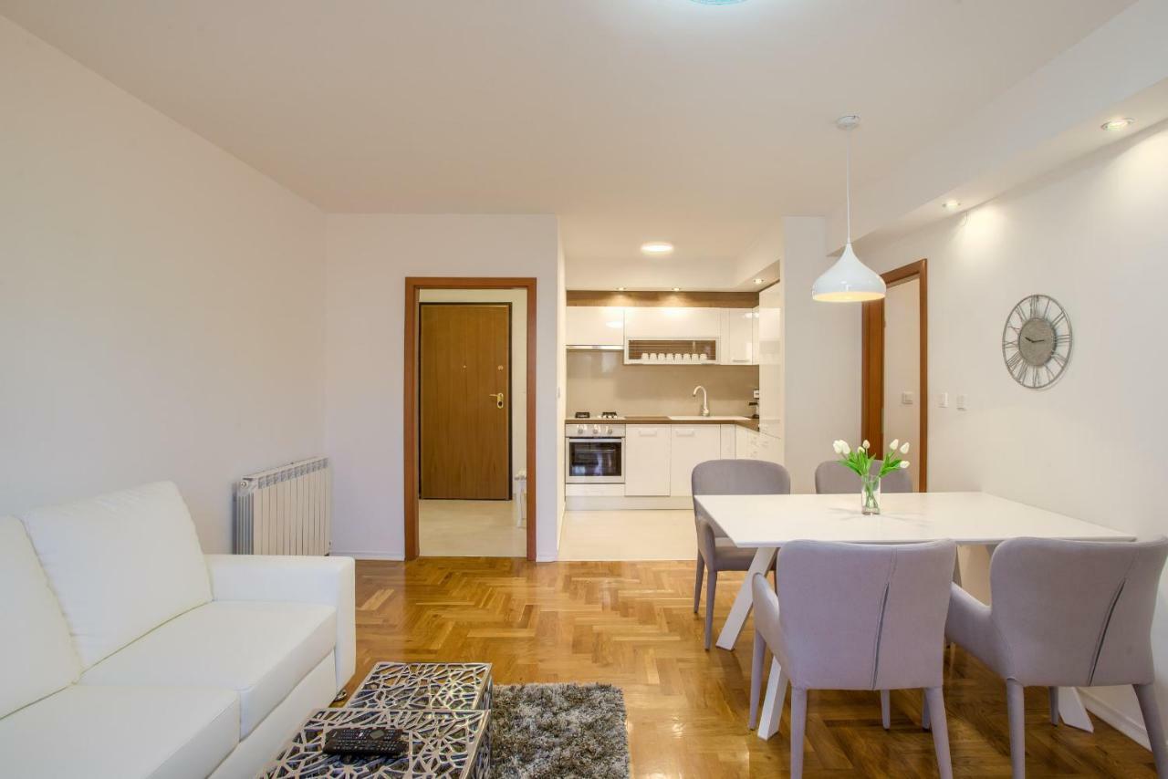 Apartment San Rocco Center Pula Exterior photo