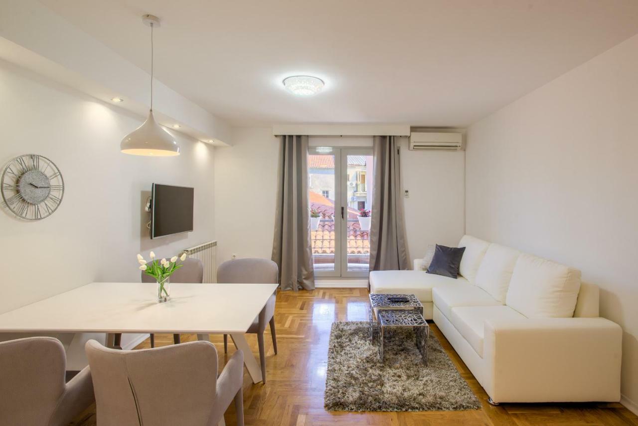 Apartment San Rocco Center Pula Exterior photo