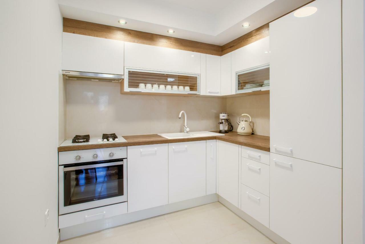 Apartment San Rocco Center Pula Exterior photo