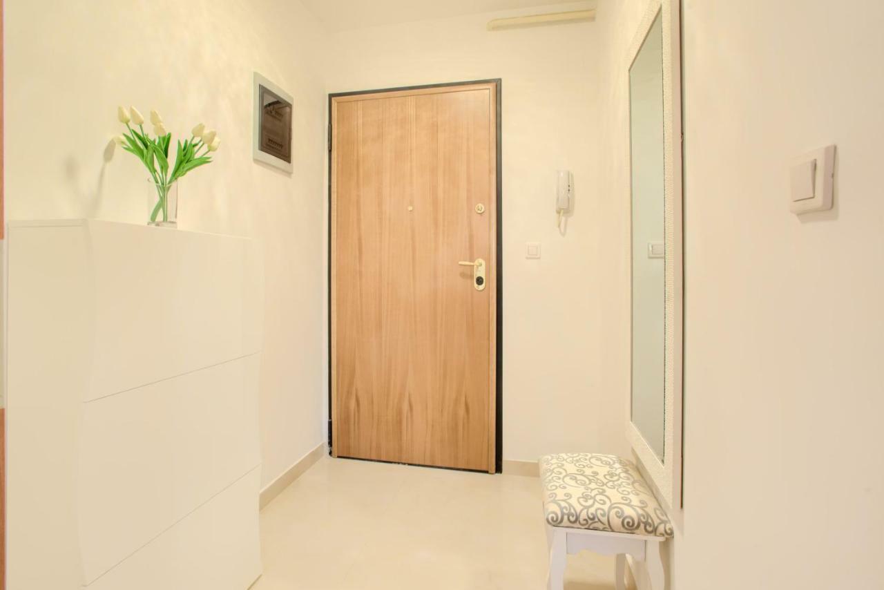 Apartment San Rocco Center Pula Exterior photo