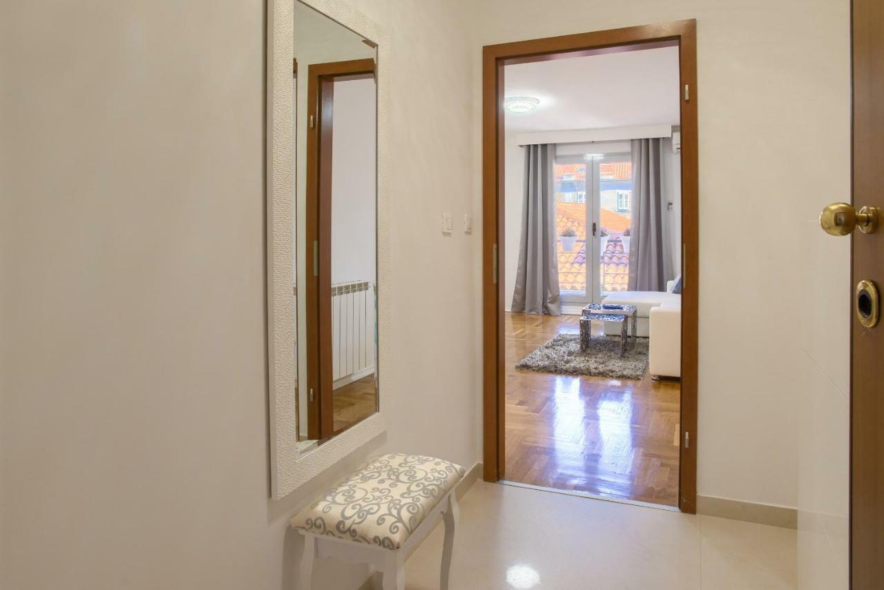 Apartment San Rocco Center Pula Exterior photo